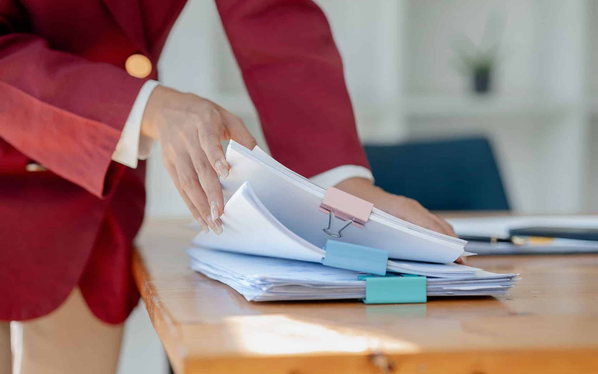 Contraintes temporelles relatives à l’exclusion des marchés publics
