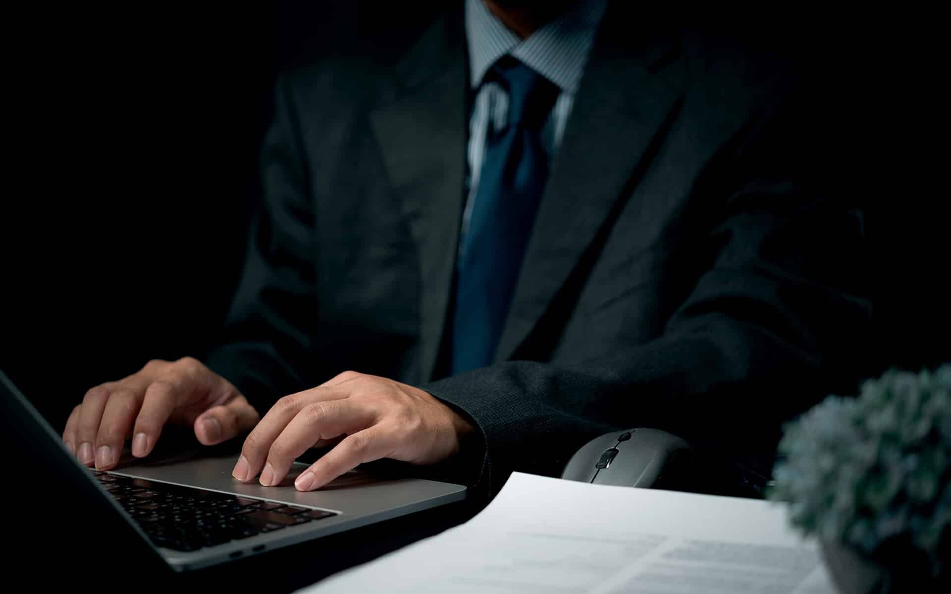 Contrôle des clauses abusives dans les procédures d'exécution forcée en France