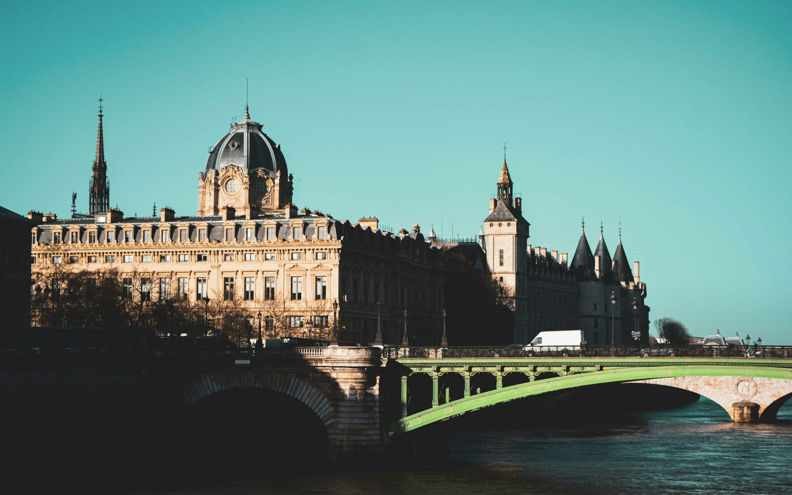 Nouveaux tribunaux des activés économiques (TAE) : les requérants devront désormais verser une contribution financière pour obtenir justice